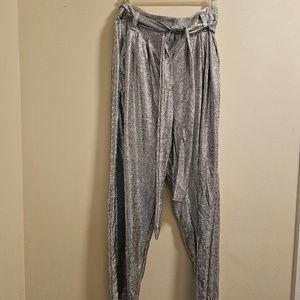 Jennifer Lopez women's  pants